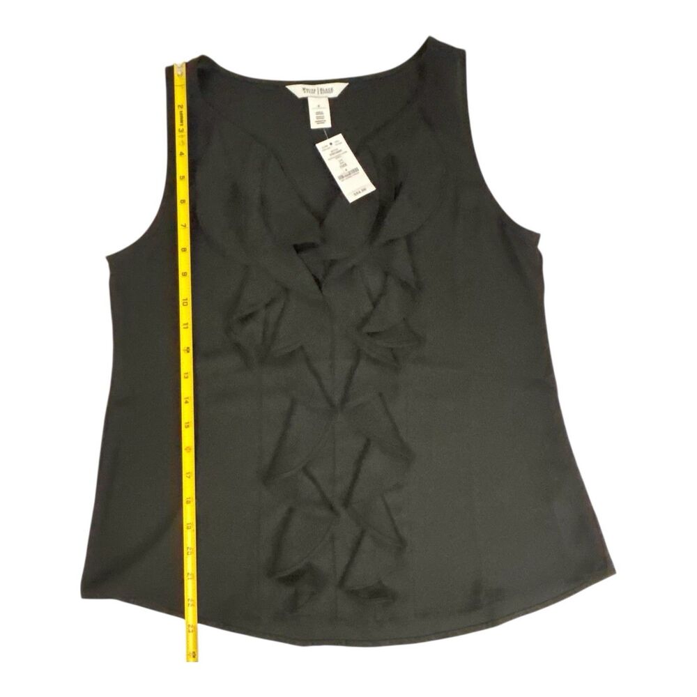 WHITE HOUSE BLACK MARKET Sleeveless Flounce Ruffled Blouse Top WHBM Size 4 NWT - Picture 6 of 14